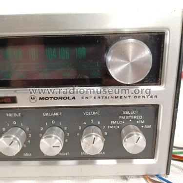 Entertainment Center 3RV3705; Motorola Inc. ex (ID = 2842485) Car Radio