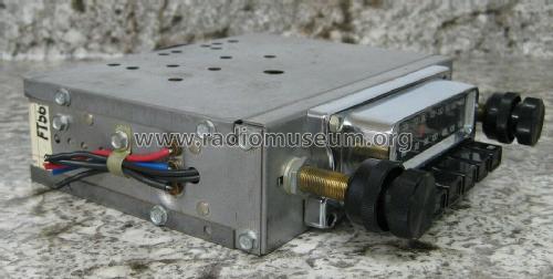 FM273AX; Motorola Inc. ex (ID = 2861902) Car Radio