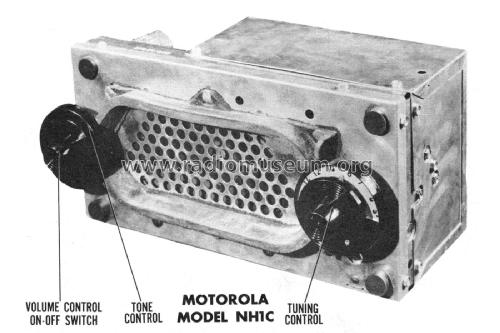NH1C 1951 Nash Rambler; Motorola Inc. ex (ID = 2004726) Car Radio