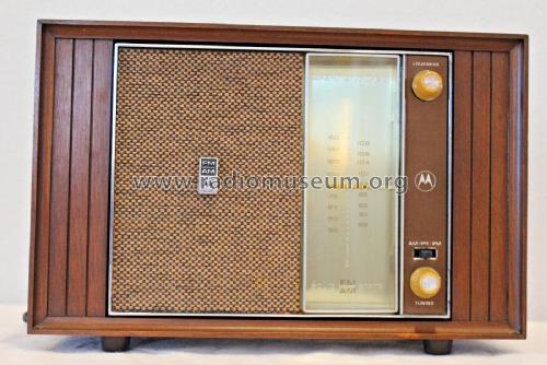 Solid State AM FM TT28DW; Motorola Inc. ex (ID = 2895693) Radio