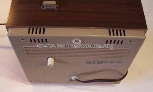 TC22EW ; Motorola Inc. ex (ID = 1181759) Radio