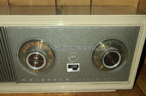 Solid State AM-FM Radio TT8EN; Motorola Inc. ex (ID = 2841136) Radio