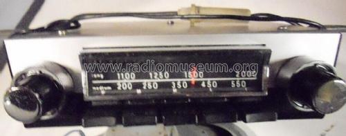 727; Motorola; London (ID = 2830087) Car Radio