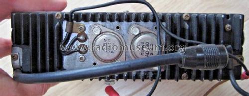 828; Motorola; London (ID = 2832375) Car Radio