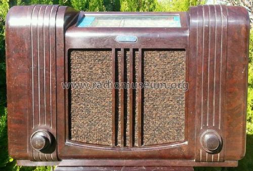 MBV1102; Mullard Radio (ID = 2125286) Radio