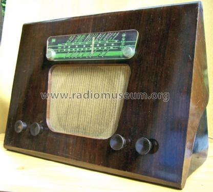 A130; Murphy Radio Ltd.; (ID = 1506897) Radio