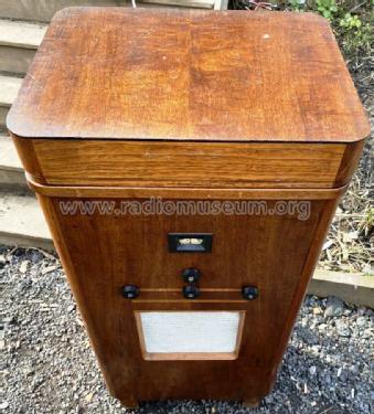 Radiogram A24RG; Murphy Radio Ltd.; (ID = 2635749) Radio