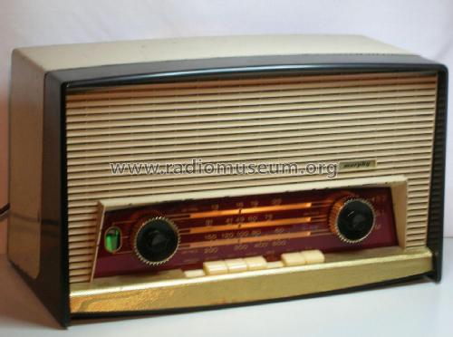 TA452; Murphy Radio Ltd.; (ID = 2930130) Radio