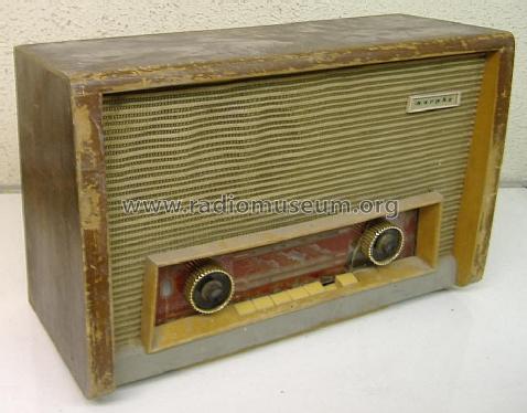 TA462; Murphy Radio Ltd.; (ID = 1153757) Radio