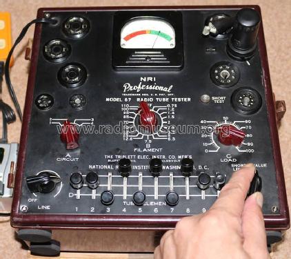 Professional Radio Tube Tester 67; National Radio (ID = 2826516) Ausrüstung