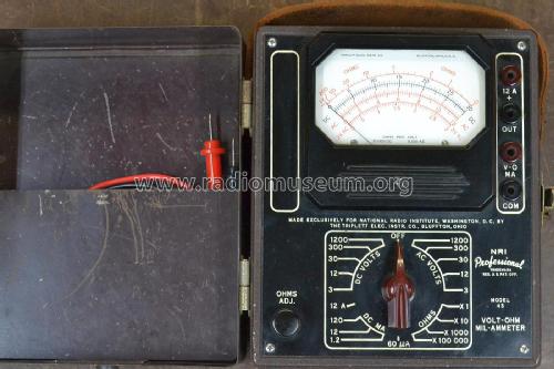 Professional Volt-Ohm-Mil-Ammeter 45; National Radio (ID = 2307707) Ausrüstung