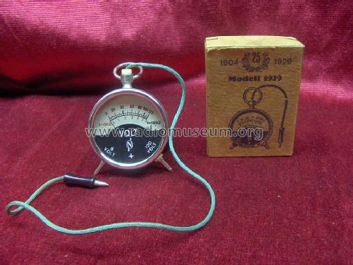 Radiovoltmeter Modell 1929; Neuberger, Josef; (ID = 1241642) Equipment