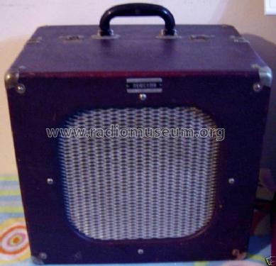 PA combo unknown; Newcomb Audio (ID = 478193) Ampl/Mixer