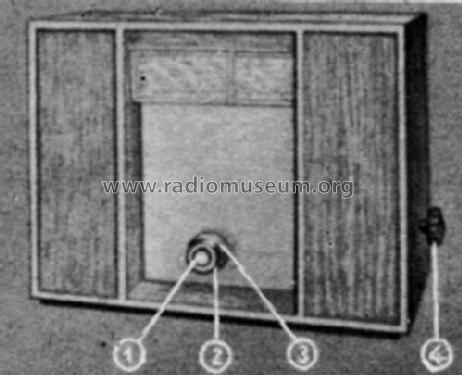 Nicolette 557GW; Niemann & Co., (ID = 111319) Radio