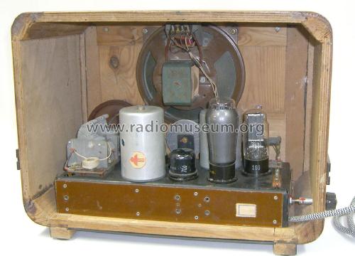 Sonata 557GW; Niemann & Co., (ID = 1988100) Radio