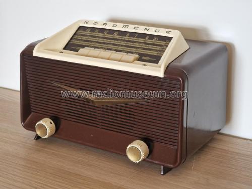 8002; Nordmende, (ID = 3078983) Radio