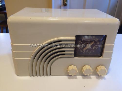 Baby Champ 5002; Northern Electric Co (ID = 1959458) Radio