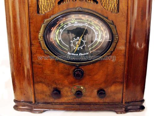 610 ; Northern Electric Co (ID = 2750569) Radio