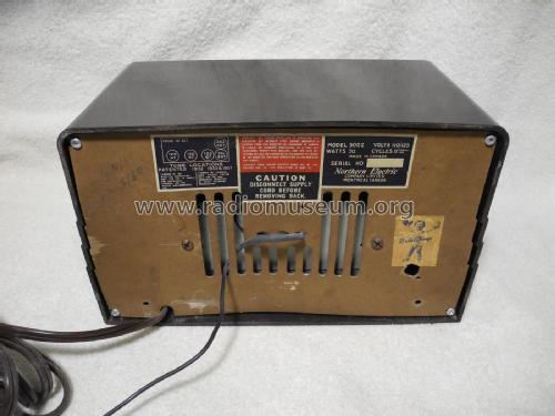 Baby Champ 5002; Northern Electric Co (ID = 2203049) Radio