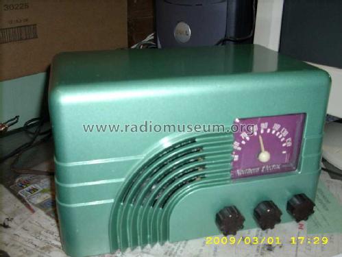 Baby Champ 5110 Deluxe ch= 5110 M; Northern Electric Co (ID = 606140) Radio