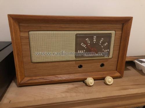 Baby Champ 5300; Northern Electric Co (ID = 2882141) Radio