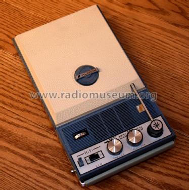 8 Transistor Radio Phonograph HiFi NV-6000; NuVox Electronics; (ID = 3087016) Radio