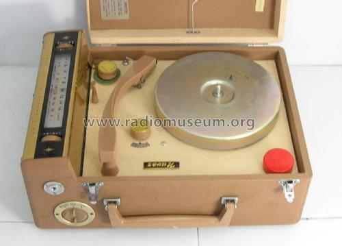 Radio Phonograph TRP-25; NuVox Electronics; (ID = 3087182) Radio