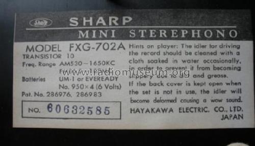 Mini Sterephono FXG-702A; Sharp; Osaka (ID = 1269717) Radio