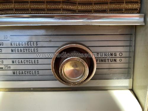 Stradivaro MB 36; Olympic Radio & (ID = 2789968) Radio