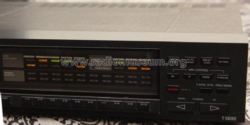 Integra Quartz Synthesized FM Stereo Tuner T-9090; Onkyo, Osaka Denki (ID = 2611184) Radio