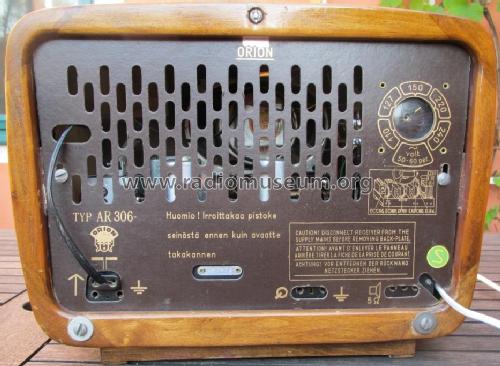 AR306; Orion; Budapest (ID = 1730655) Radio