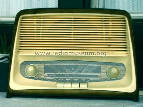 BR211/11C; Orion; Budapest (ID = 832247) Radio