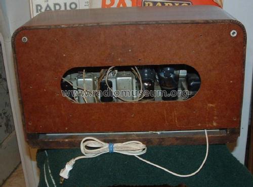 46H ; Packard Bell Co.; (ID = 268787) Radio