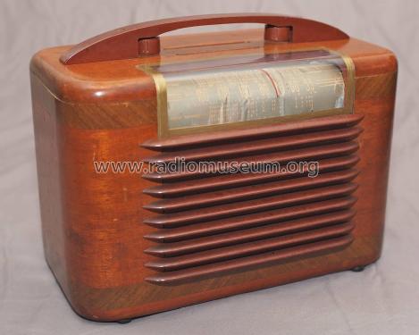 566 ; Packard Bell Co.; (ID = 1736811) Radio