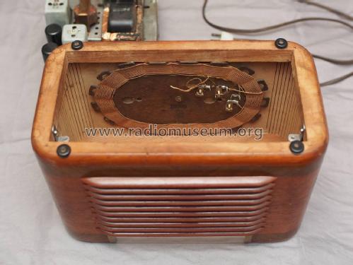 566 ; Packard Bell Co.; (ID = 1736814) Radio