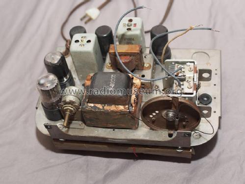566 ; Packard Bell Co.; (ID = 1736816) Radio