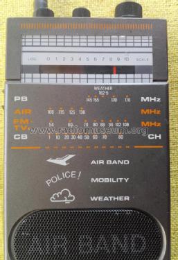 Spacecontroll-R Multi-Band Compact Radio Receiver ; Pan International (ID = 3050023) Radio