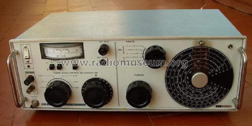 National AM Signal Generator VP-8271A; Panasonic, (ID = 2344765) Equipment