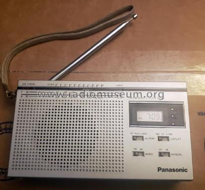 FM-AM Quartz Clock Radio RF-082; Panasonic, (ID = 2850287) Radio