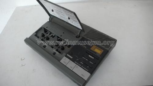 Double Record Cassette Mini KX2100; Panasonic, (ID = 2032926) R-Player