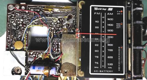 World boy RF-750; Panasonic, (ID = 2766315) Radio