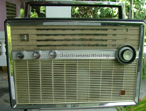 National Panasonic World-Wide FM-AM 4-Band 12-Transistor T-100Y; Panasonic, (ID = 620857) Radio