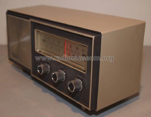 FM-AM Solid State RE-6137E; Panasonic, (ID = 1438551) Radio