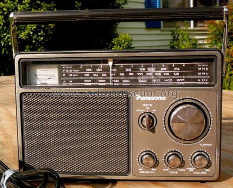 RF-1090 Radio Panasonic, Matsushita, National ナショナル also 