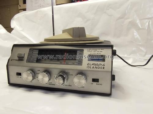 Gladding Islander Japan 217; Pearce-Simpson, Inc. (ID = 2603372) Radio