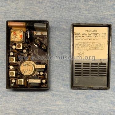 8 Transistor 820; Peerless brand - far (ID = 2778742) Radio
