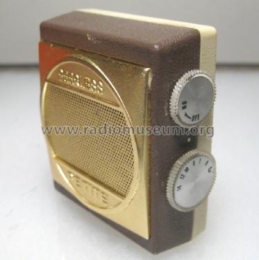 Petite Seven Transistor 750; Peerless brand - far (ID = 2768553) Radio
