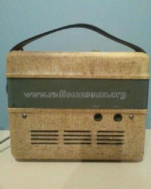 Multiband 102 ; Perdio Electronics (ID = 1476810) Radio