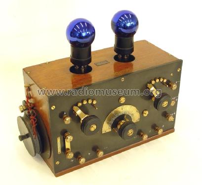 Récepteur Amplificateur BF à 2 lampes 'France' No. 1101; Péricaud, G. et A. P (ID = 719991) Radio