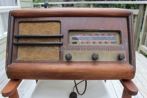 Philco 611; Dominion Radio & (ID = 1293123) Radio